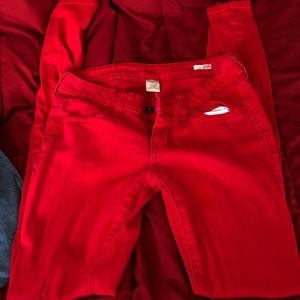 red skinny jeans